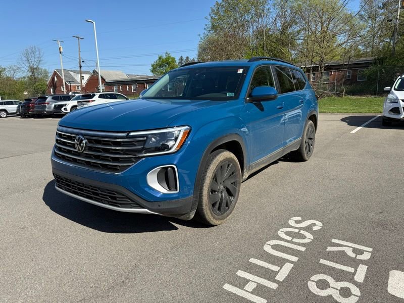 Used 2026 Volkswagen Atlas SE AWD/4WD image 3