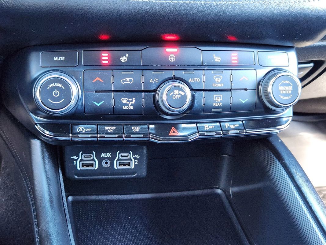 Used 2022 Dodge Durango GT w/ Blacktop Package image 23