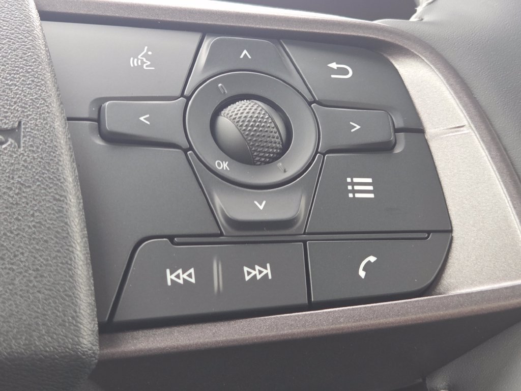 New 2027 Nissan Sentra SV w/ SV Convenience Package FWD image 10