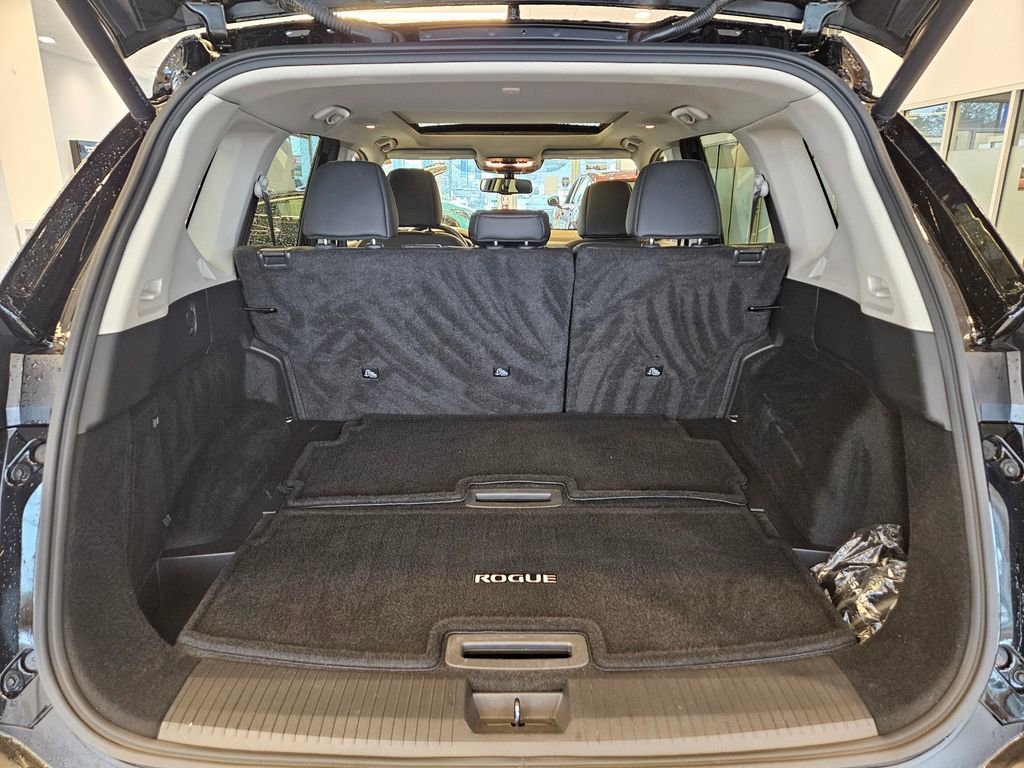 Certified 2023 Nissan Rogue SL w/ SL Premium Package AWD/4WD image 34