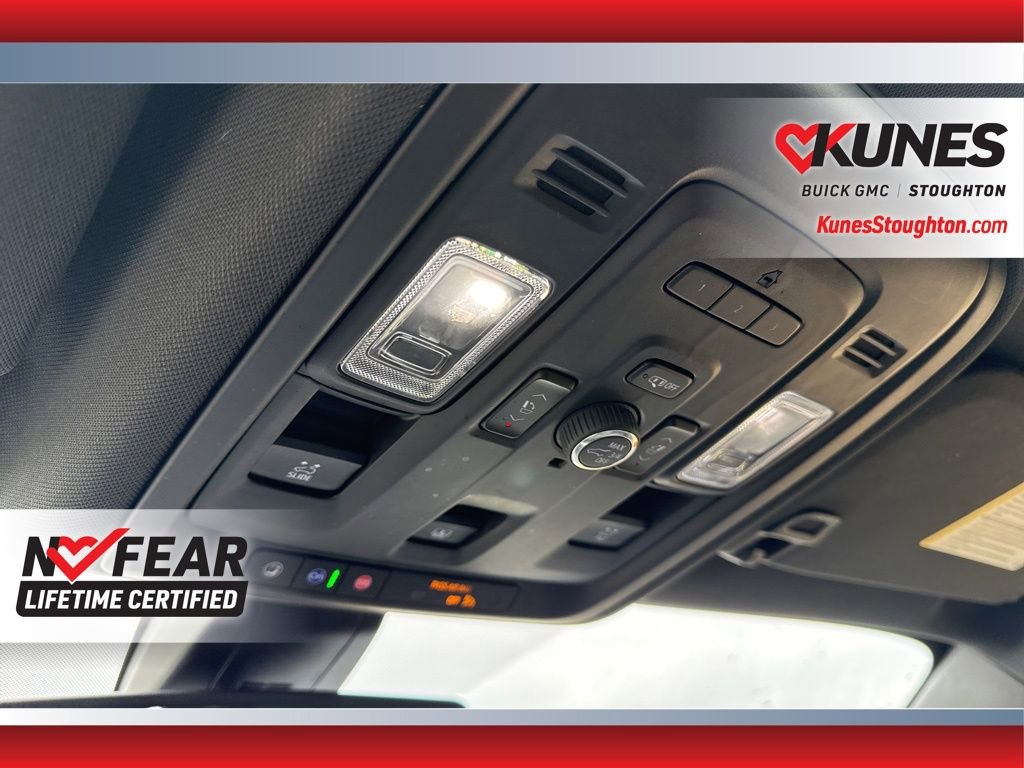 Used 2021 GMC Yukon XL SLT w/ SLT Luxury Package image 35