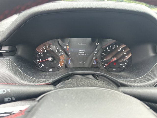 Used 2025 Jeep Compass Trailhawk w/ Trailer Tow Group AWD/4WD image 19