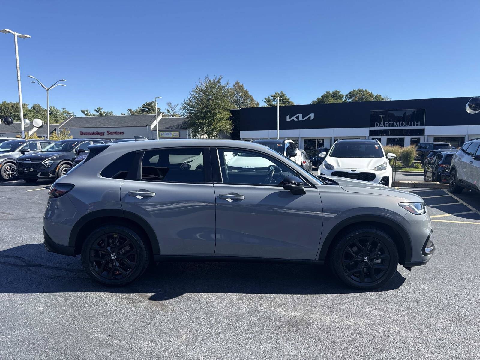Used 2024 Honda HR-V Sport image 9