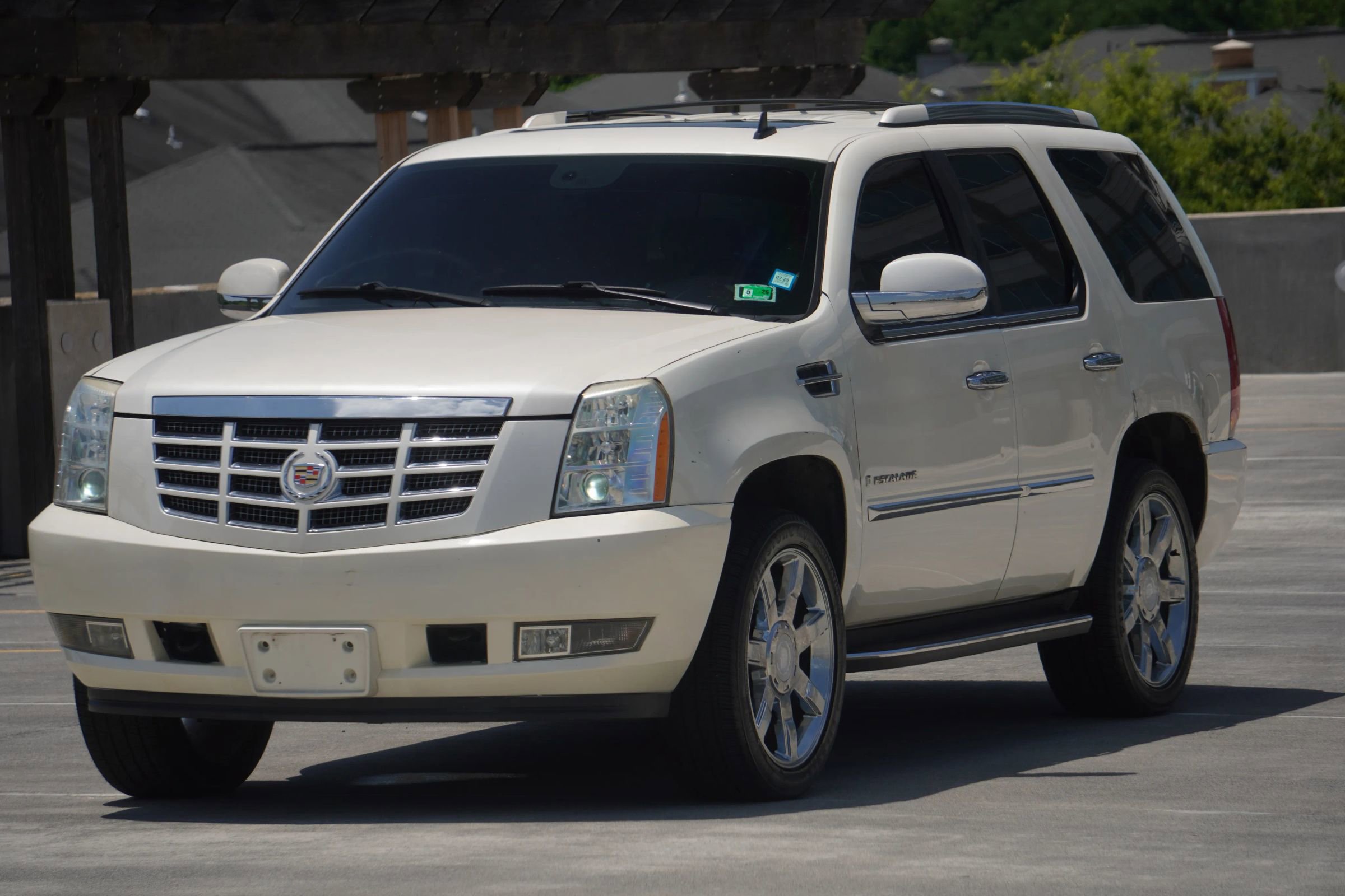 Used 2008 Cadillac Escalade AWD image 19