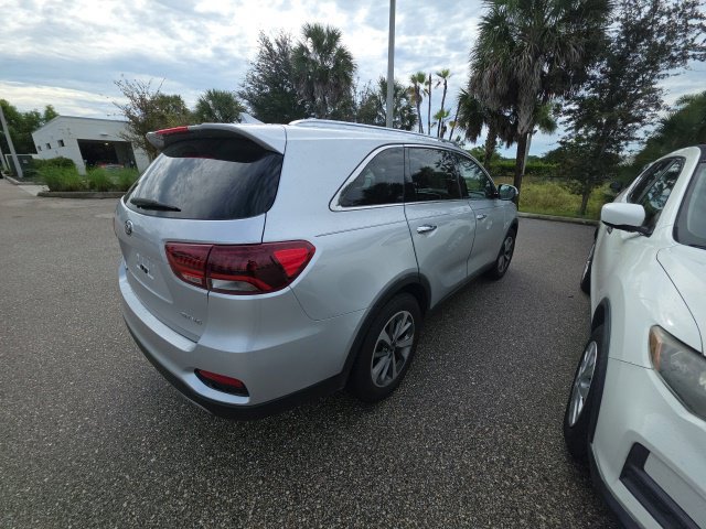 Used 2019 Kia Sorento EX w/ EX Touring Package FWD image 6