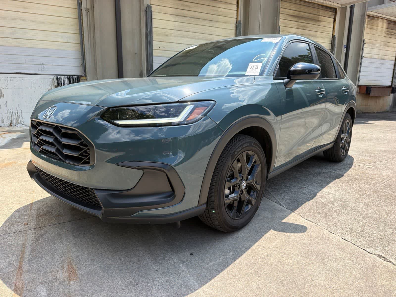 Certified 2025 Honda HR-V Sport image 1
