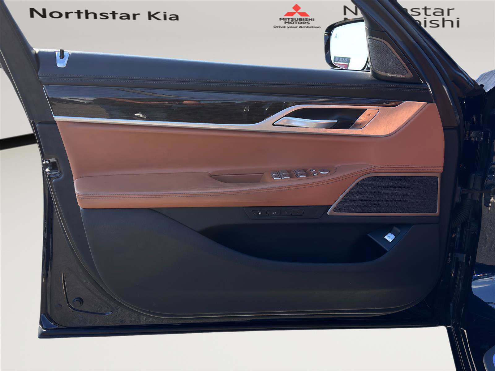 Used 2019 BMW 740i xDrive w/ Executive Package image 22