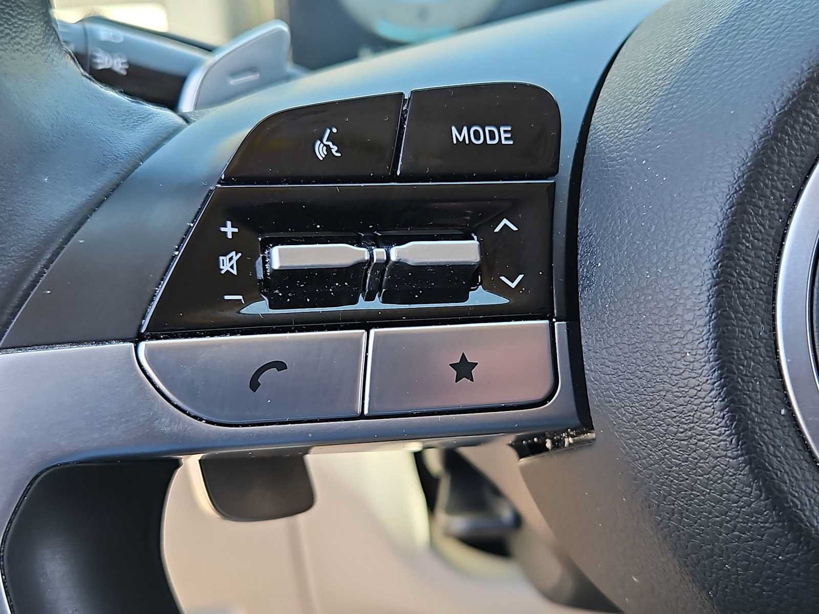 Certified 2024 Hyundai Tucson Limited AWD/4WD image 23