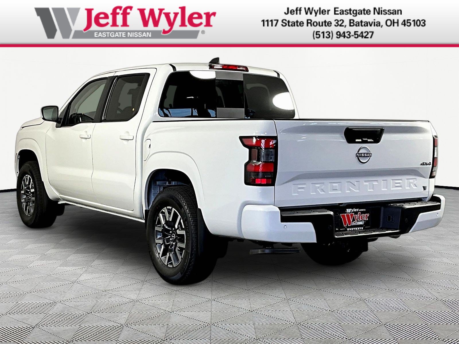 New 2026 Nissan Frontier SV w/ Tow Package AWD/4WD image 4