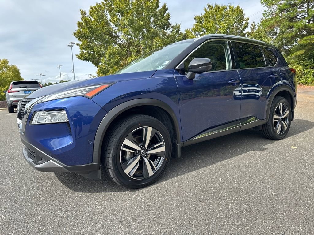 Used 2023 Nissan Rogue SL w/ SL Premium Package