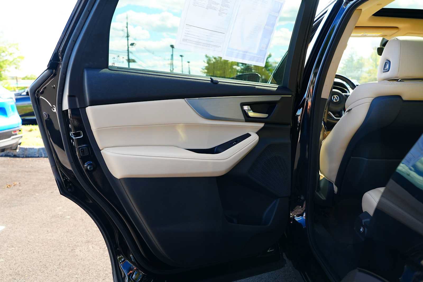 Used 2024 Acura MDX w/ Technology Package AWD/4WD image 38
