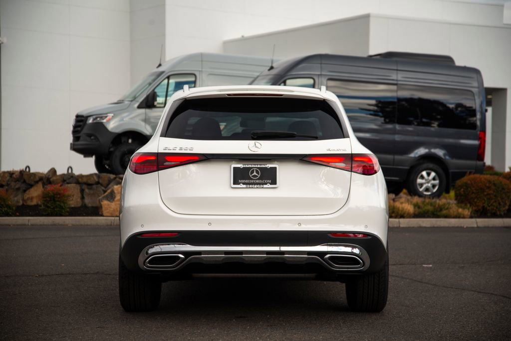 New 2026 Mercedes-Benz GLC 300 GLC 300 image 4
