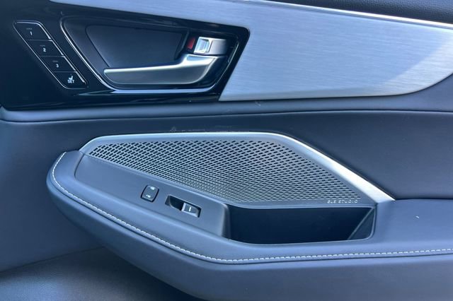 Used 2023 Acura MDX FWD w/ Technology Package image 21