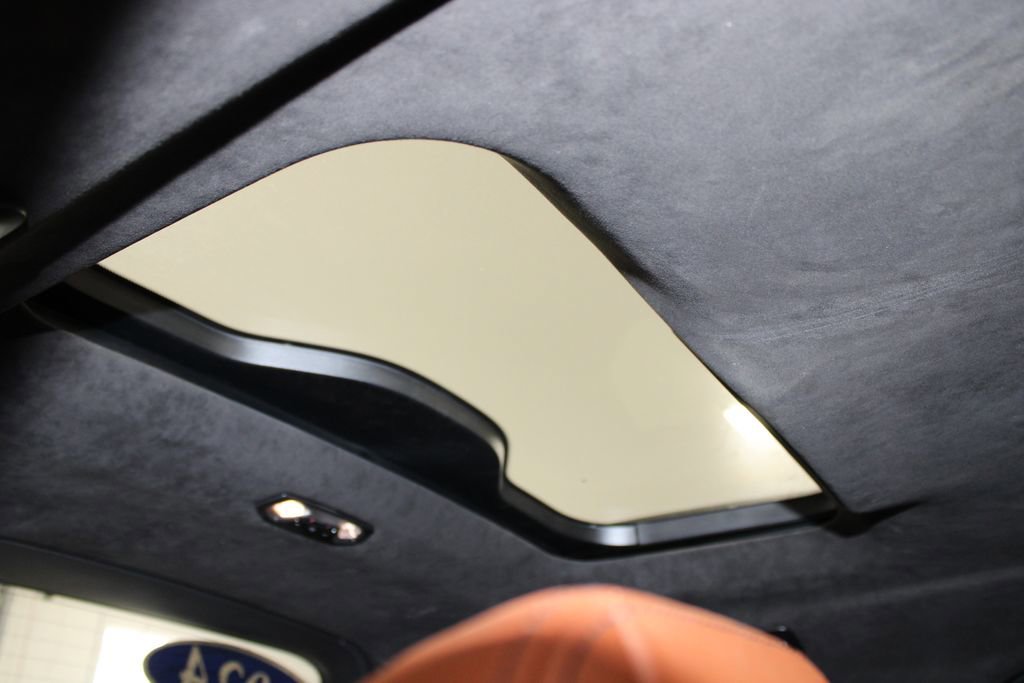 Used 2024 BMW X7 M60i w/ Executive Package image 37