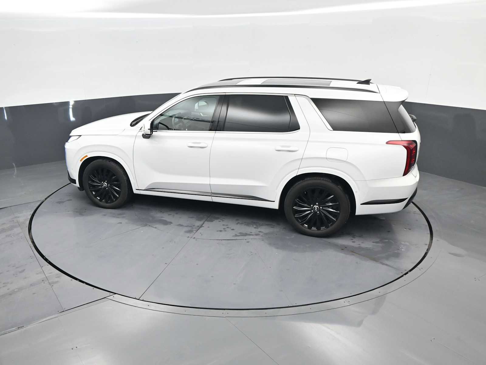 Used 2025 Hyundai Palisade Calligraphy image 33