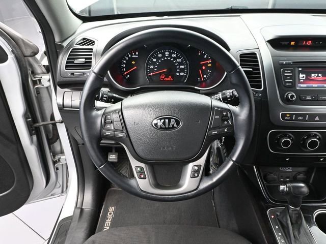 Used 2015 Kia Sorento LX image 24