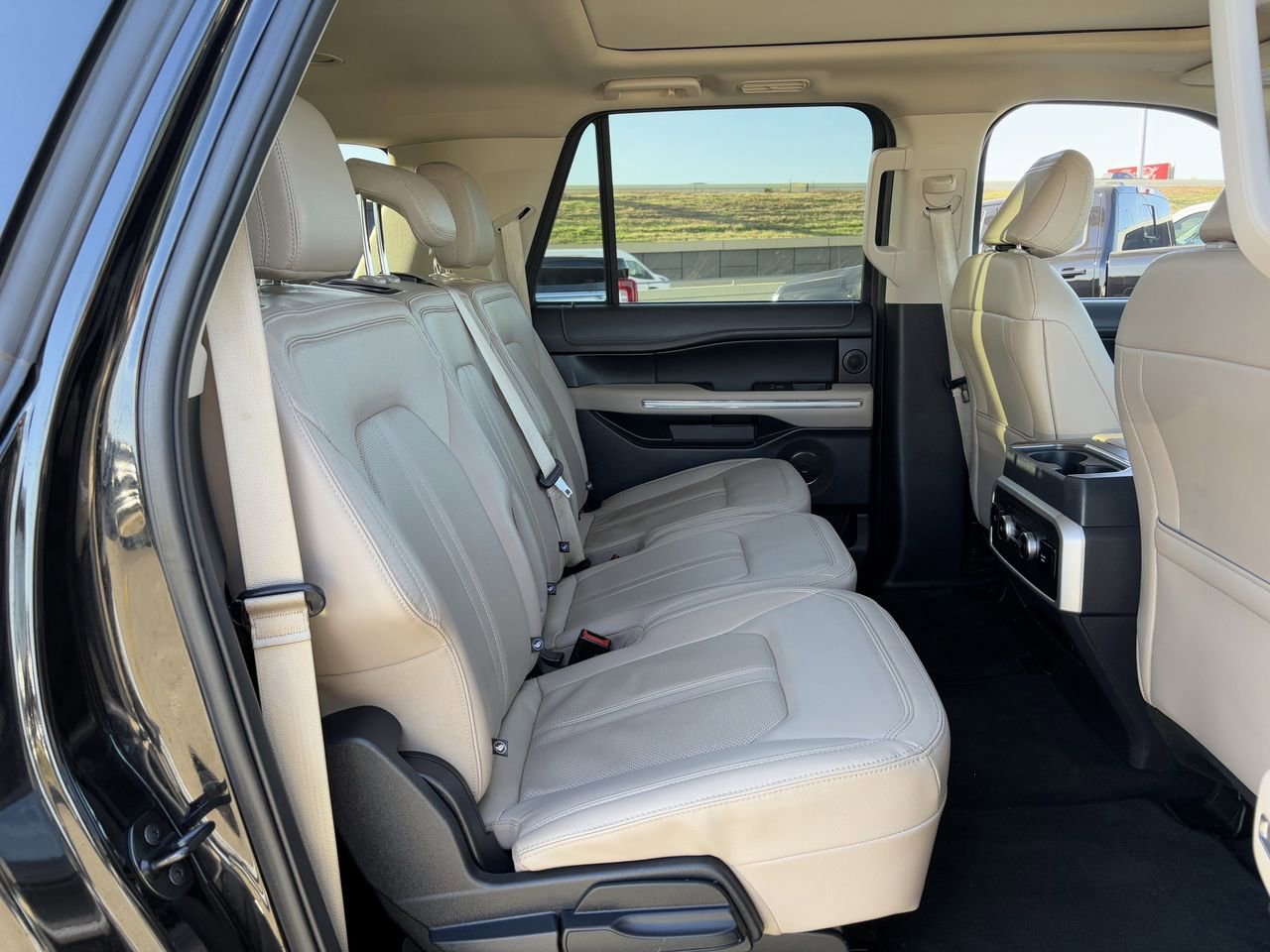 Used 2024 Ford Expedition Max Limited image 31