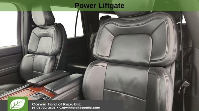 Used 2024 Lincoln Navigator L Premiere image 11