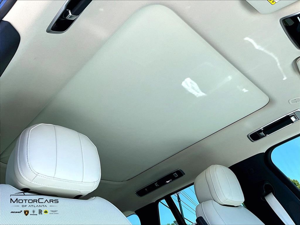 Used 2024 Land Rover Range Rover SE image 19