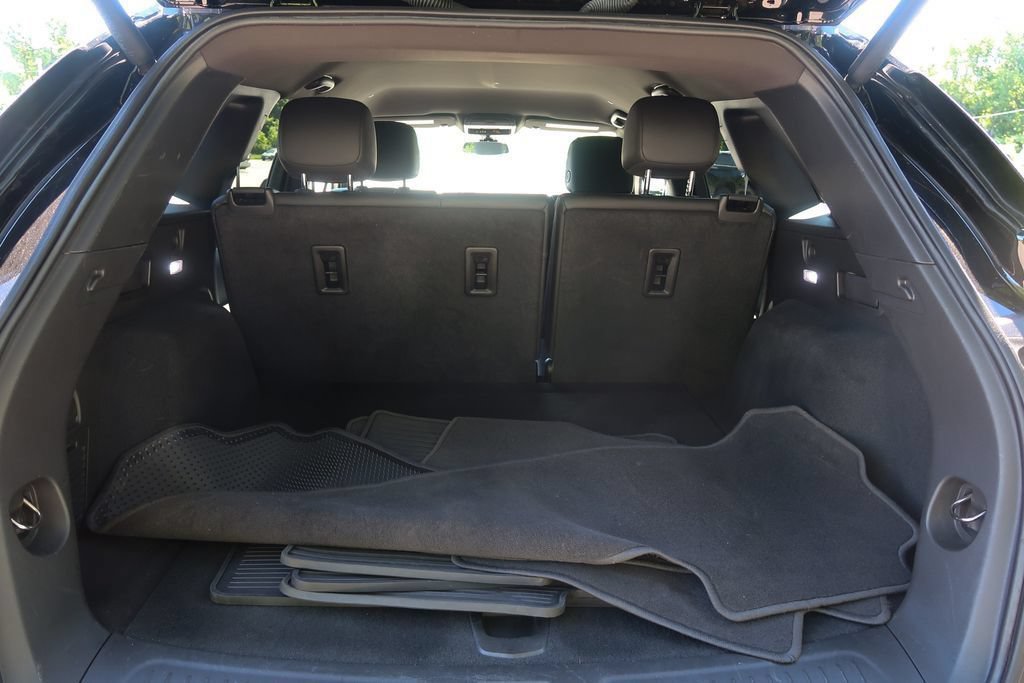 Used 2023 Cadillac XT5 Luxury AWD/4WD image 11