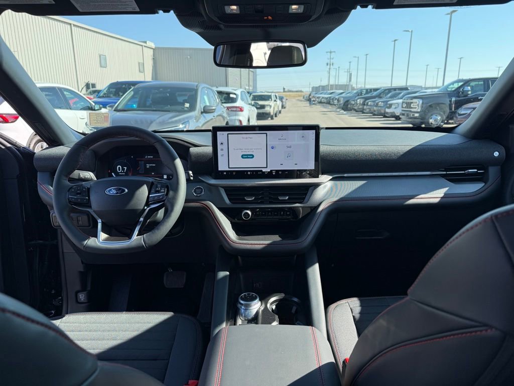 New 2026 Ford Explorer ST-Line w/ ST-Line Street Pack image 13