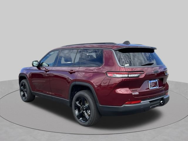 New 2026 Jeep Grand Cherokee L Limited w/ Limited Altitude Package AWD/4WD image 3