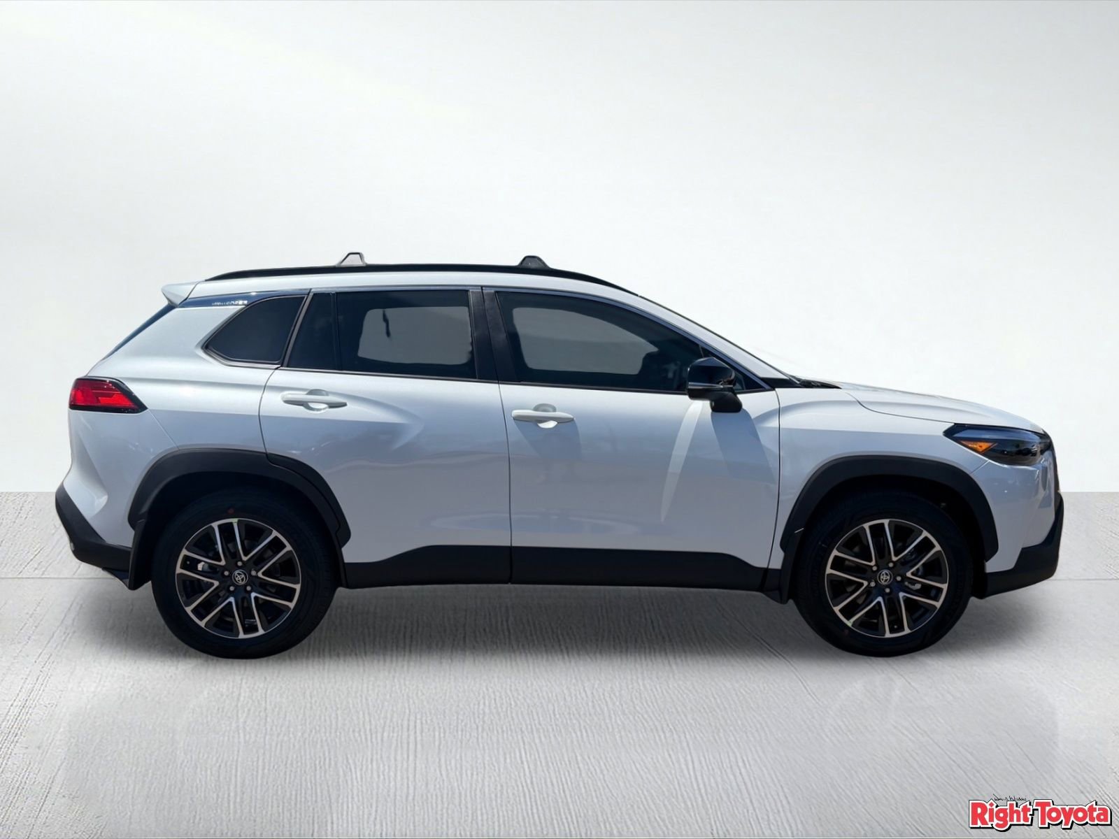 New 2026 Toyota Corolla Cross XLE AWD/4WD image 8