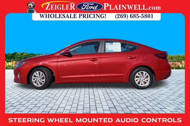 Used 2019 Hyundai Elantra SE image 2