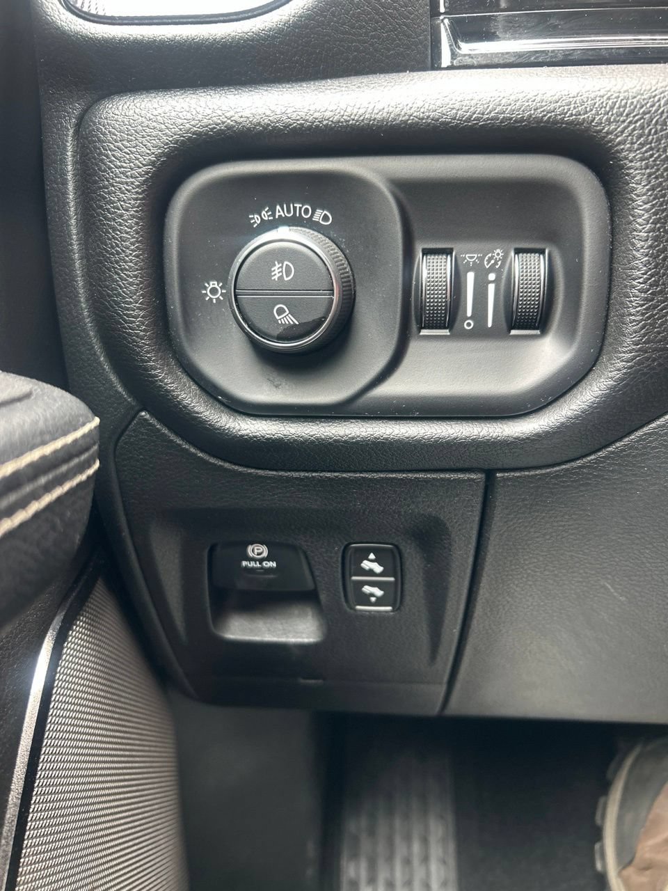 Used 2025 RAM 1500 Rebel w/ Rebel Level 2 Equipment Group AWD/4WD image 29