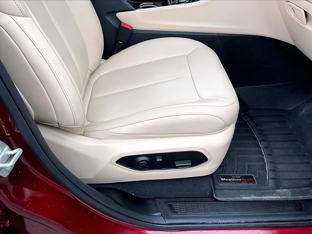 Used 2023 Jeep Grand Cherokee Limited image 36