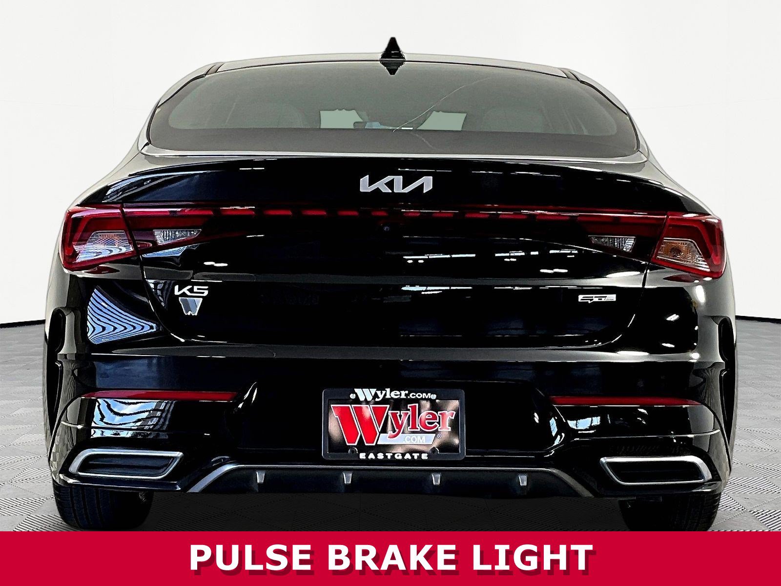 Used 2024 Kia K5 GT-Line w/ GT-Line Premium Package FWD image 5