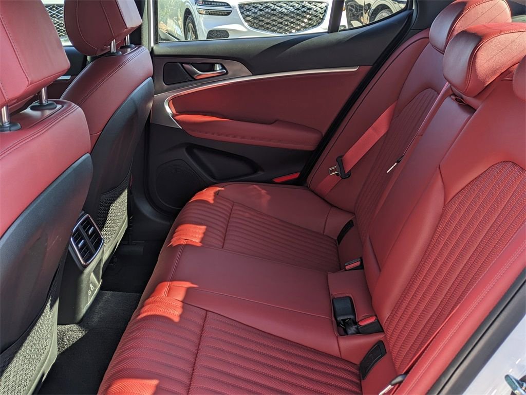 Used 2025 Genesis G70 2.5T w/ Sport Prestige Package AWD/4WD image 12