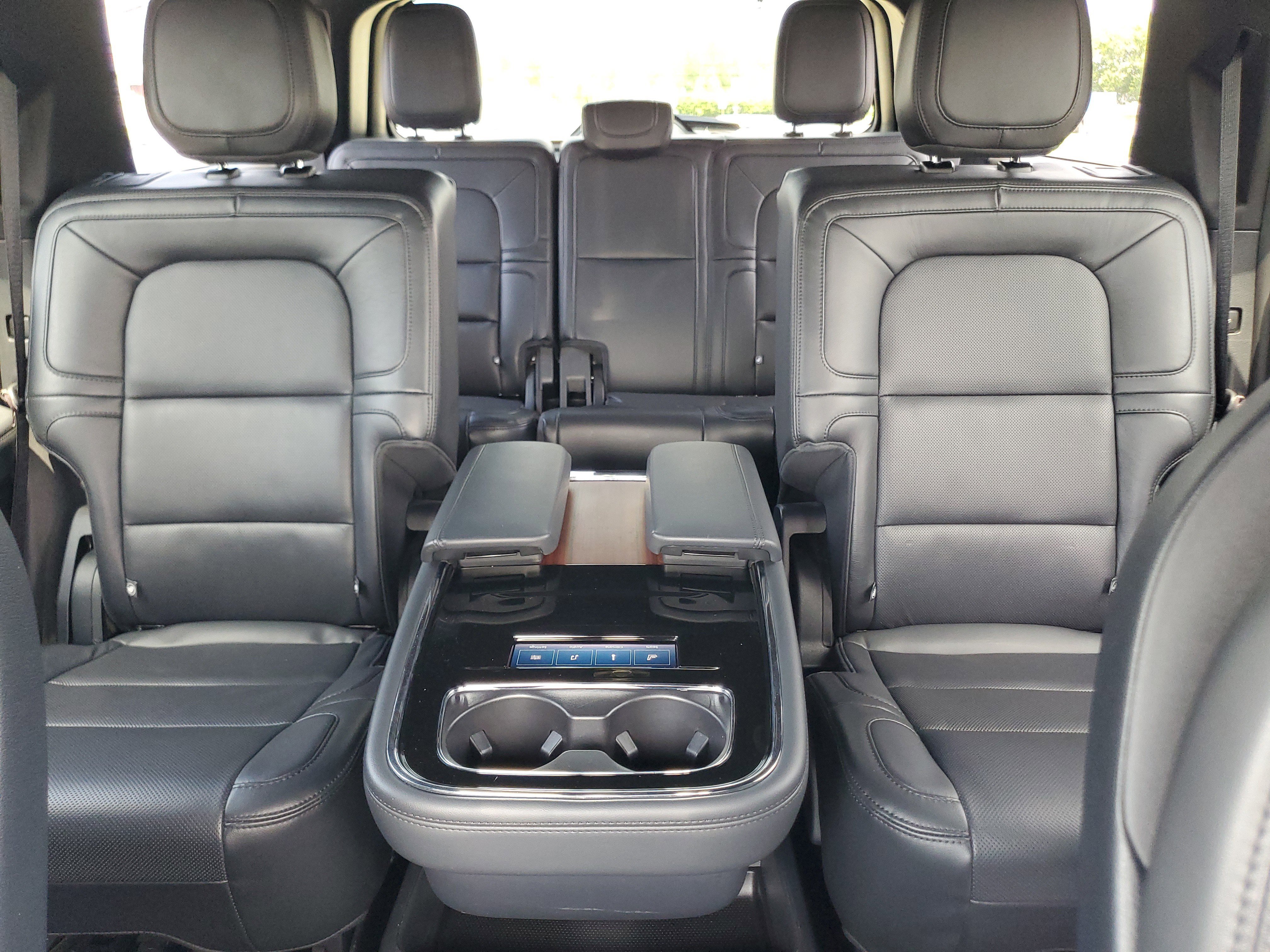 Certified 2023 Lincoln Navigator Reserve AWD/4WD image 19