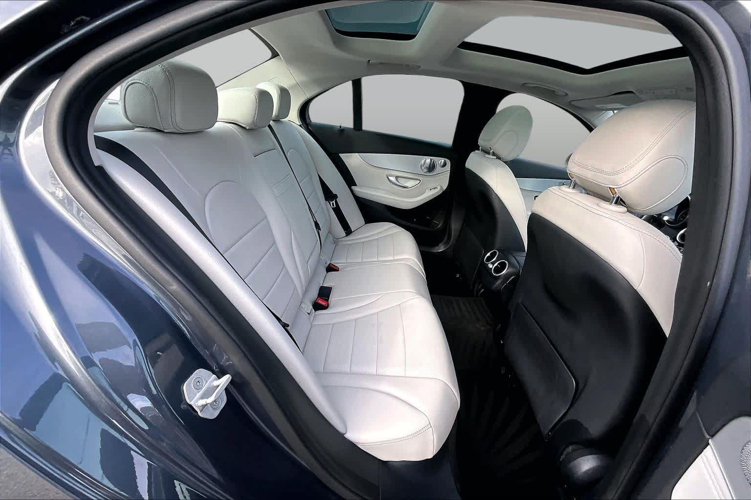 Used 2016 Mercedes-Benz C 300 4MATIC Sedan image 17