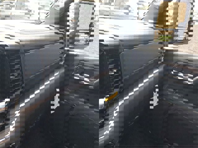 New 2025 GMC Sierra 2500 SLT w/ SLT Premium Package image 27