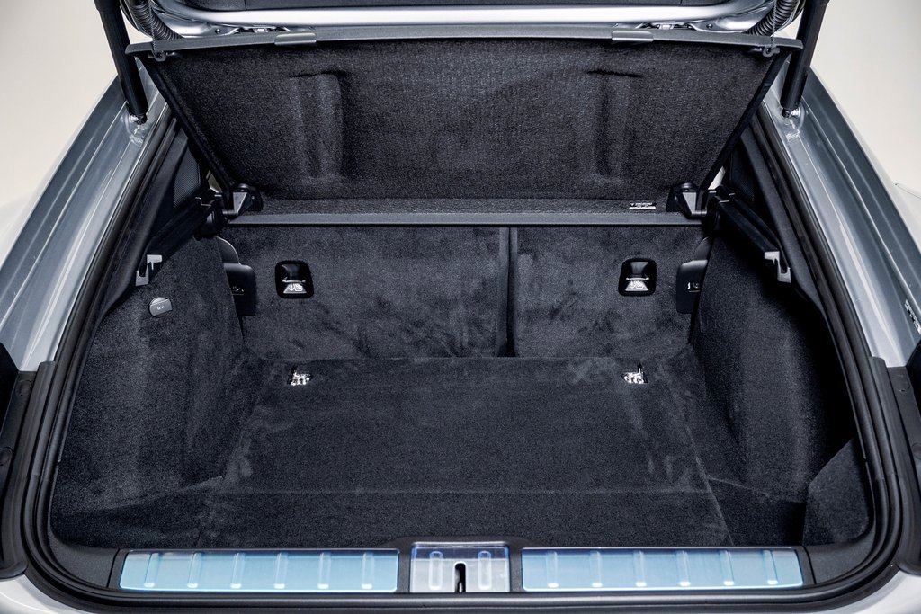 New 2026 Porsche Panamera GTS image 30