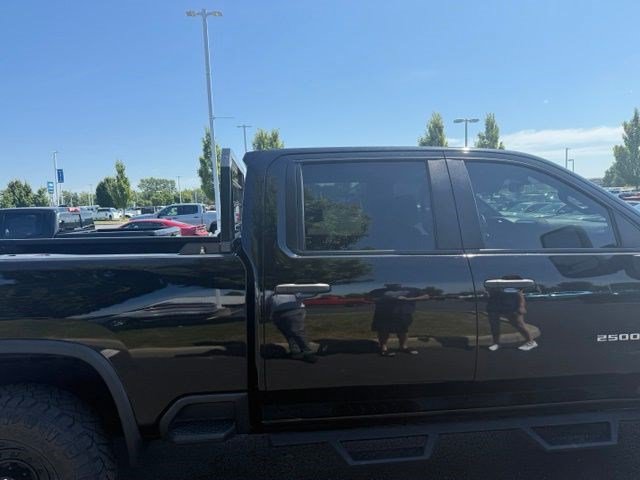 Used 2020 Chevrolet Silverado 2500 Custom w/ Custom Value Package AWD/4WD image 14