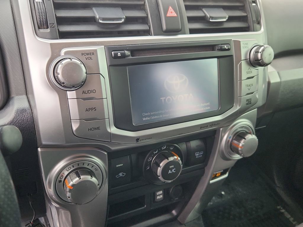 Used 2017 Toyota 4Runner SR5 AWD/4WD image 25