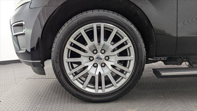 Used 2024 Ford Expedition Limited AWD/4WD image 34