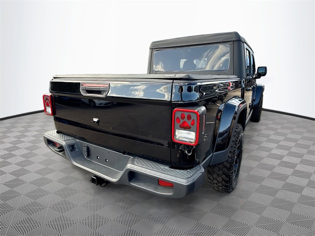 Used 2021 Jeep Gladiator Willys image 6