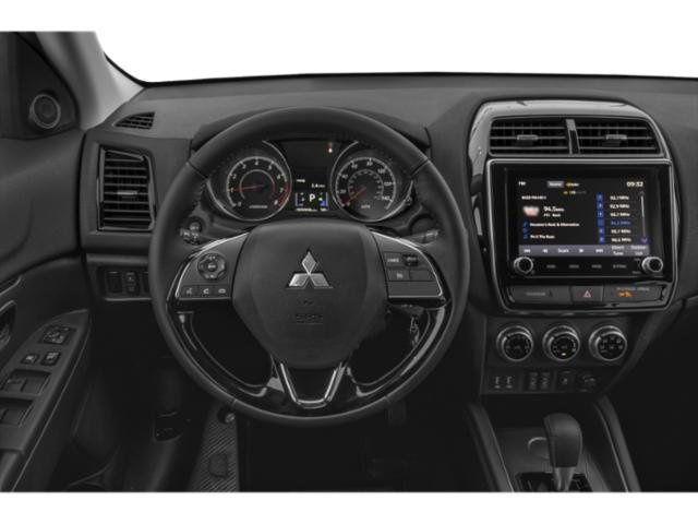 Used 2025 Mitsubishi Outlander Sport LE AWD/4WD image 7