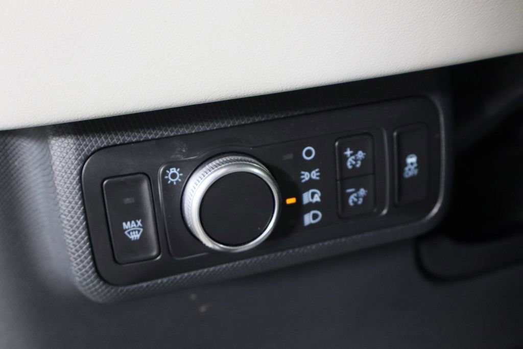 Used 2021 Ford Mustang Mach-E Premium image 24