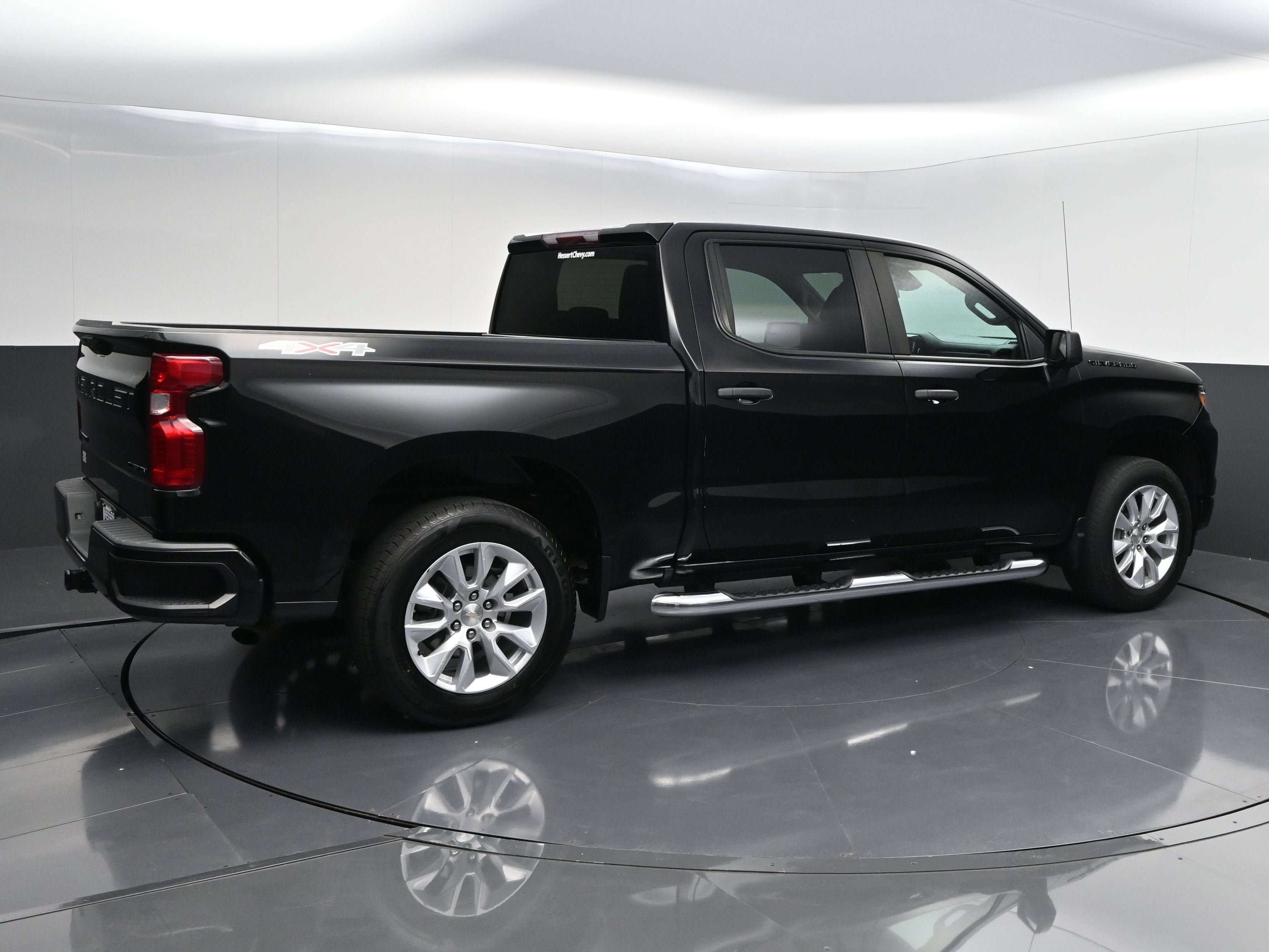 Used 2023 Chevrolet Silverado 1500 Custom w/ LPO, Dark Essentials Package AWD/4WD image 8