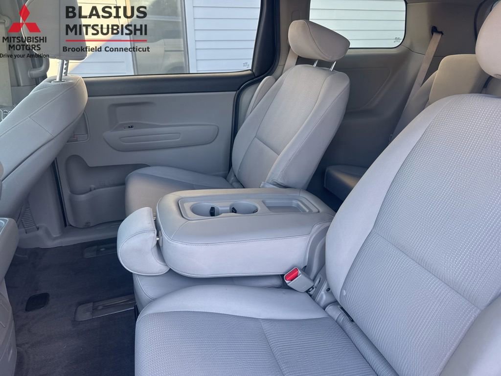 Used 2021 Kia Sedona LX FWD image 31