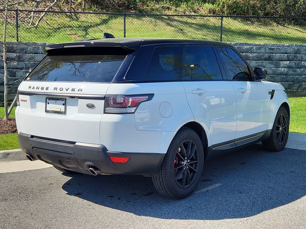 Used 2017 Land Rover Range Rover Sport SE image 2