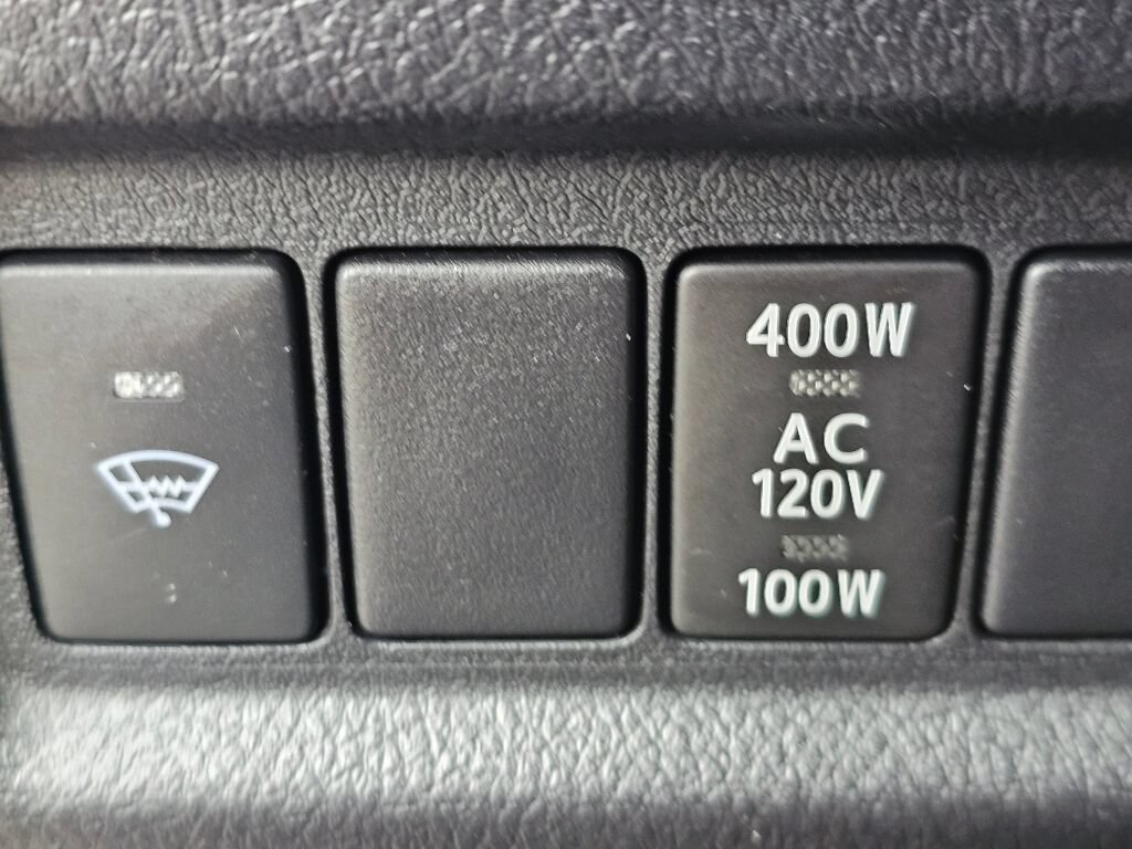 Used 2018 Toyota 4Runner SR5 Premium AWD/4WD image 25