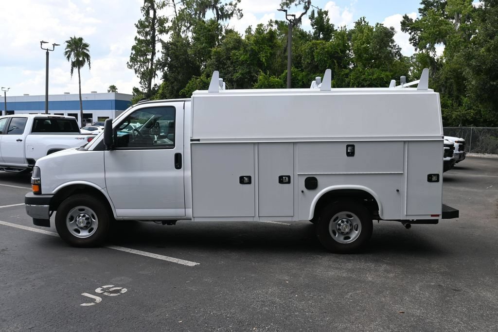 New 2025 Chevrolet Express 3500 w/ Power Convenience Package RWD image 2