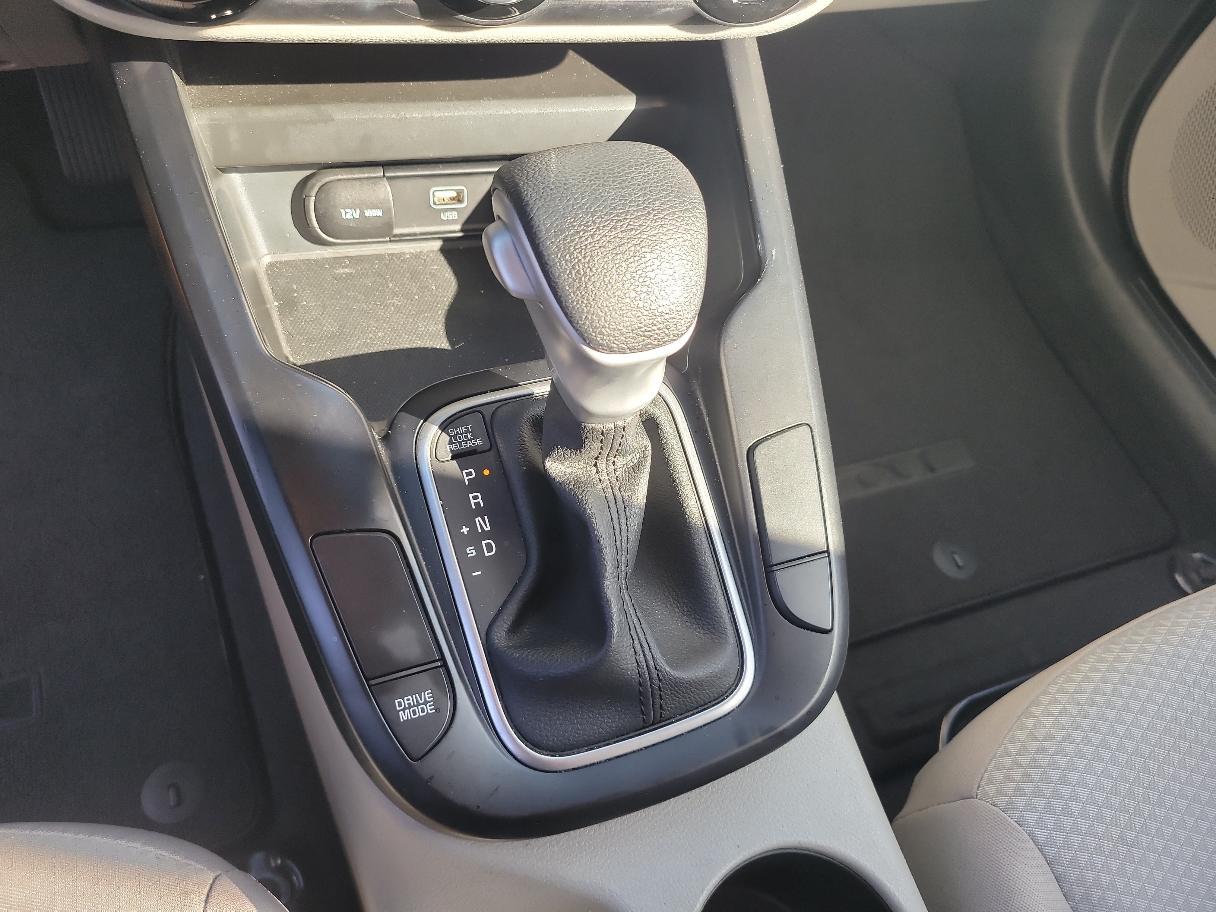 Used 2023 Kia Soul LX FWD image 24