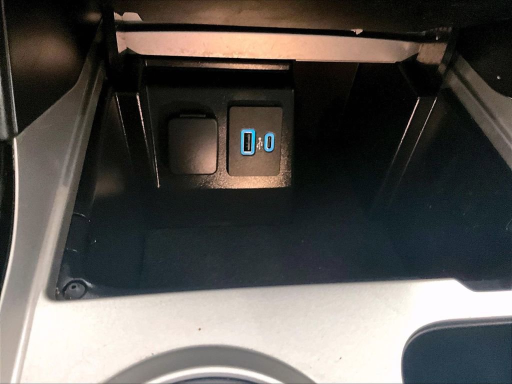 Used 2023 Ford Explorer ST-Line w/ Class IV Trailer Tow Package image 27