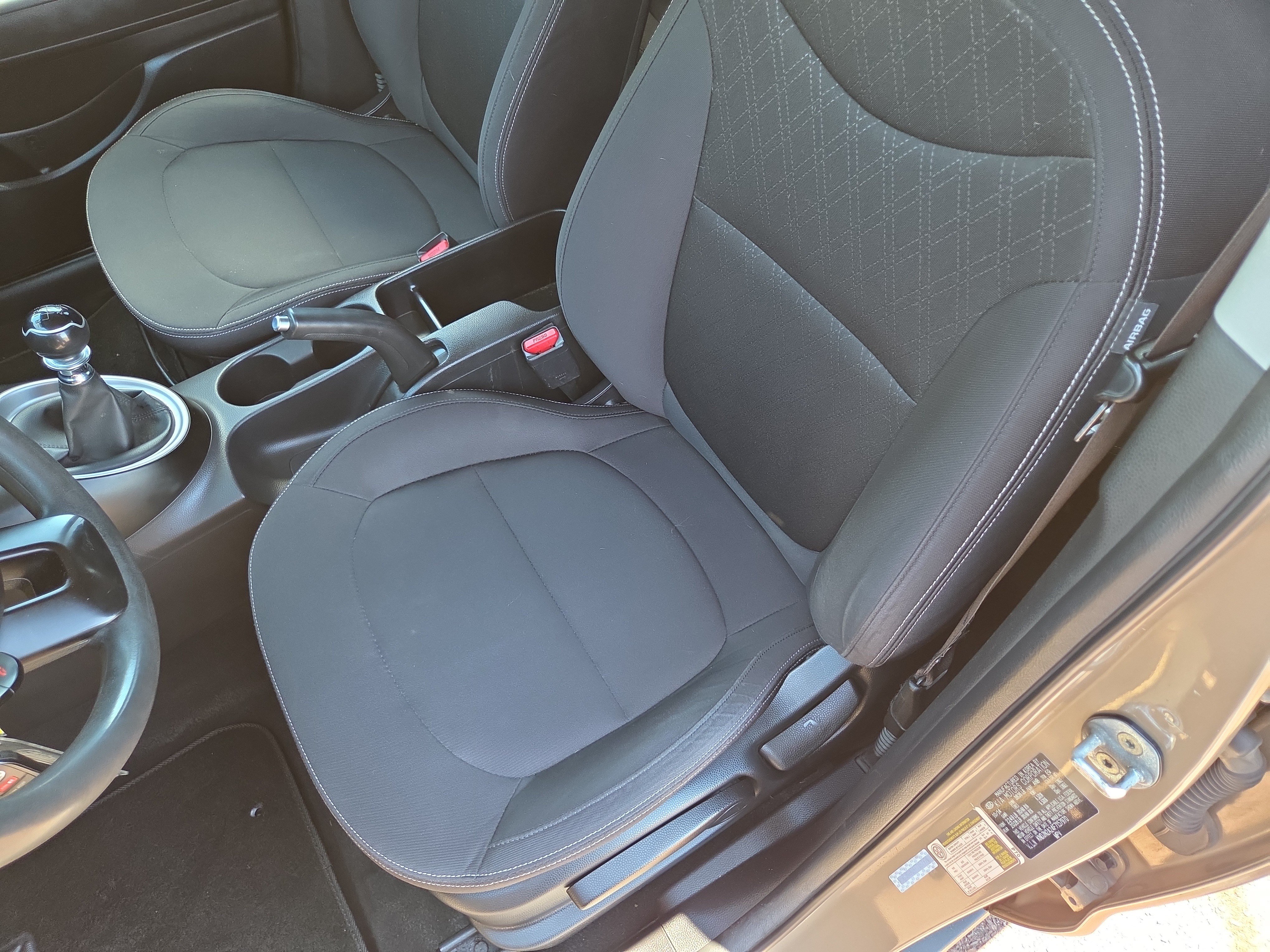 Used 2015 Kia Soul FWD image 13